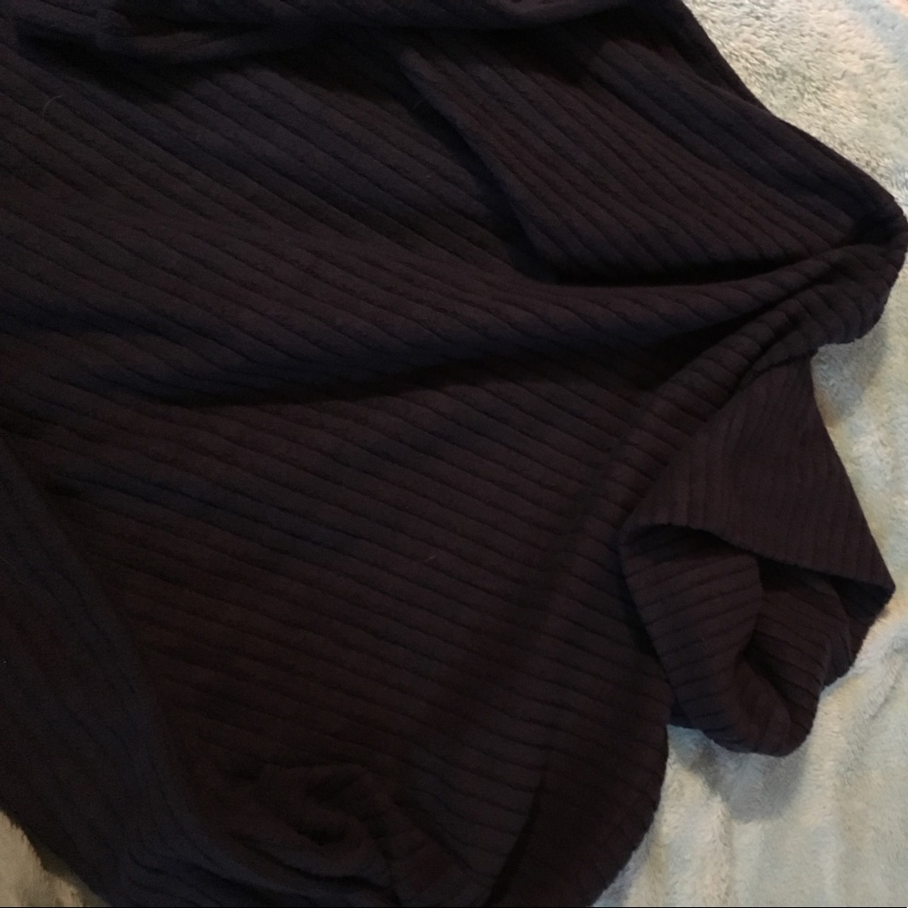 Navy supersoft turtleneck